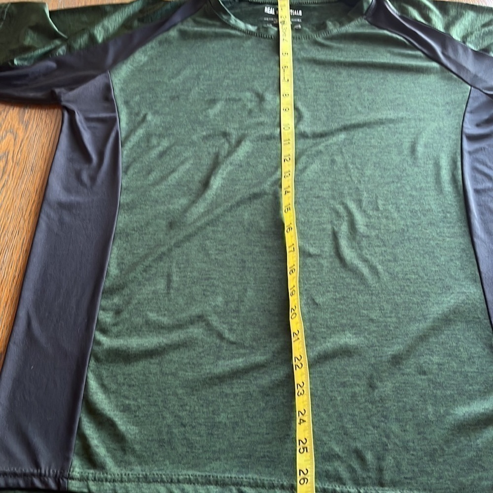 Real Essentials men’s size XL pullover polyester spandex shorts sleeves green - Picture 8 of 12